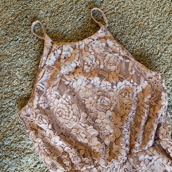 Alya size S leve dress - Picture 3 of 3